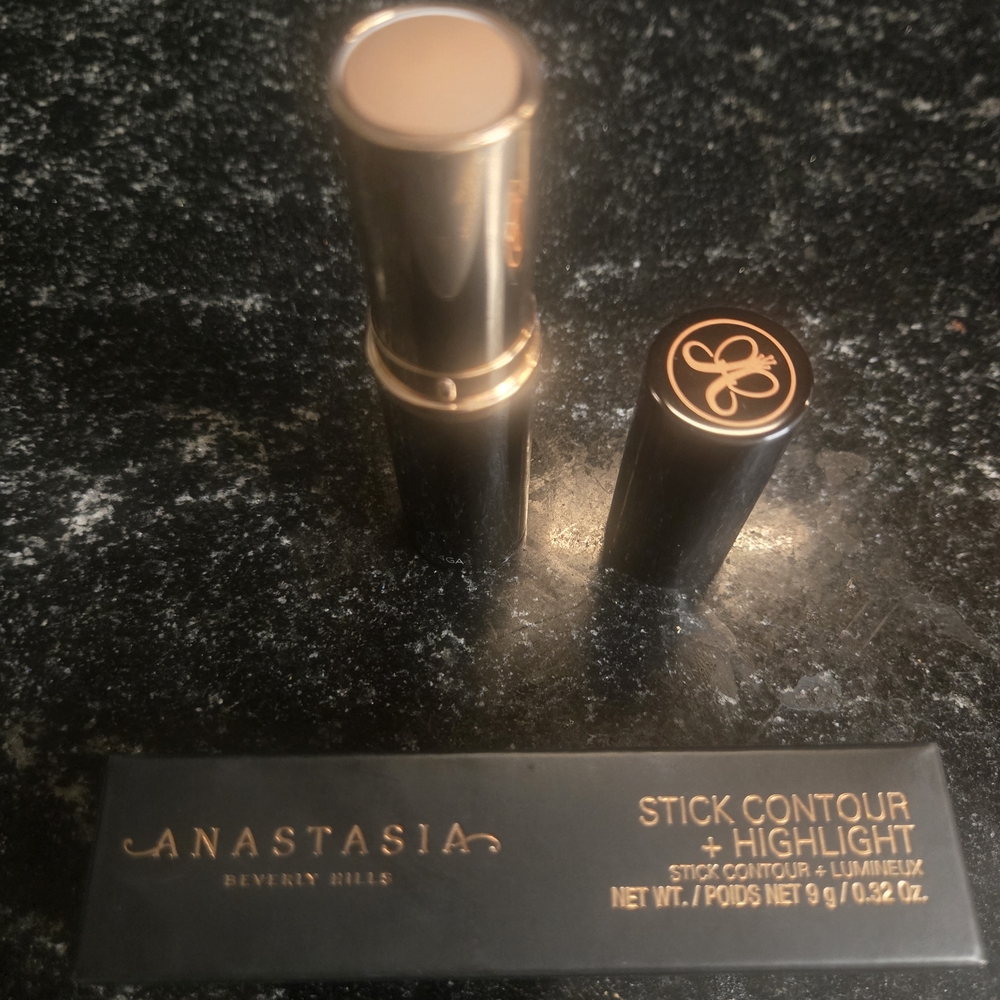 Anastasia Beverly Hills Stick Contour + Highlight - Color Mink - Picture 3 of 3